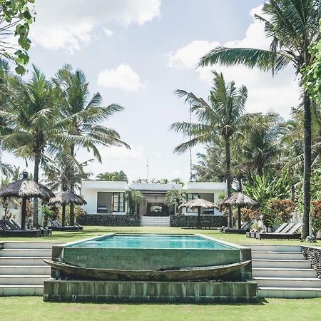 Pantai Hitam Villa Selemadeg Extérieur photo