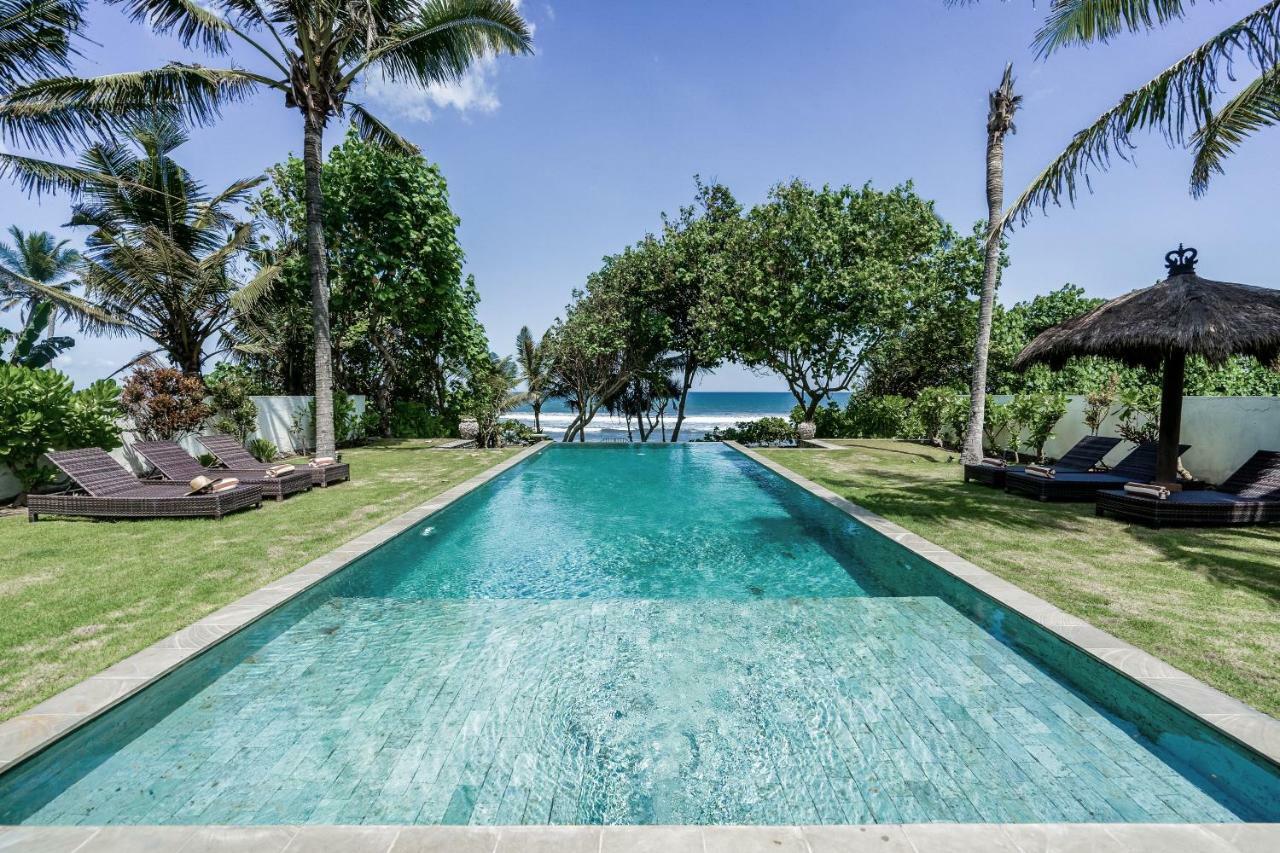 Pantai Hitam Villa Selemadeg Extérieur photo